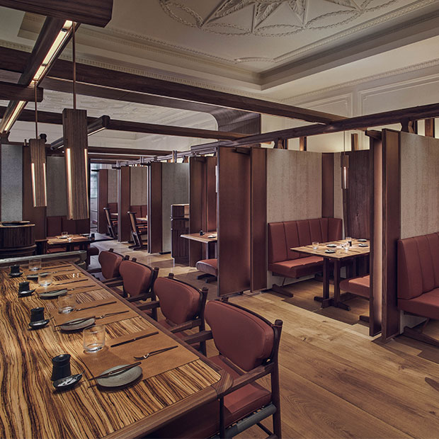 How to book a table at The Ivy Market Grill